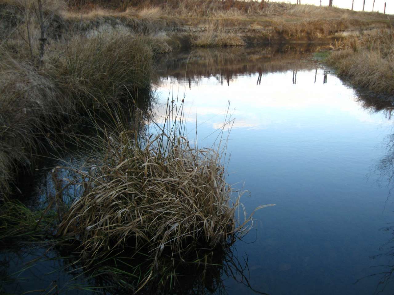 І СВІТАЄ, І СМЕРКАЄ - Nebyliv