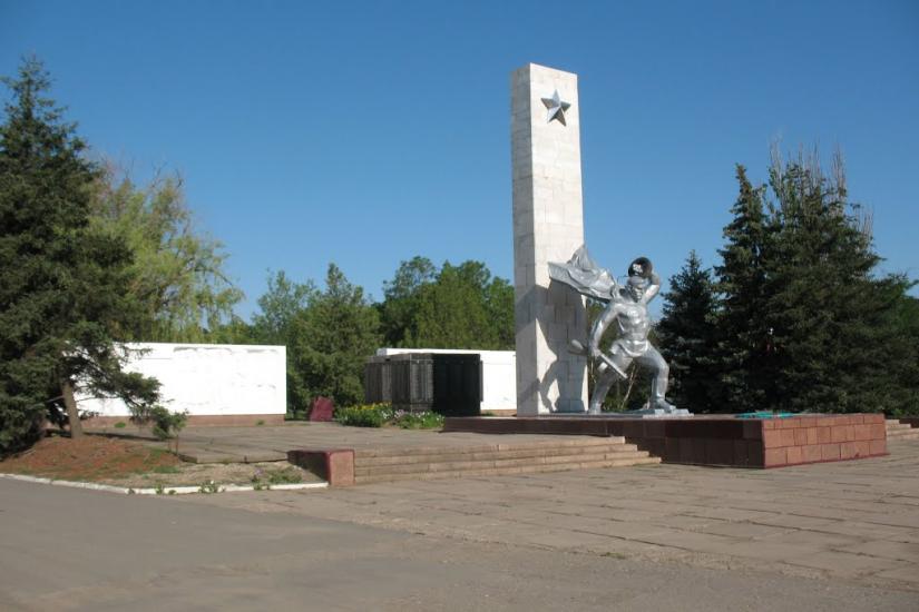 Новотроїцьке з panoramio.com - Новотроїцьке