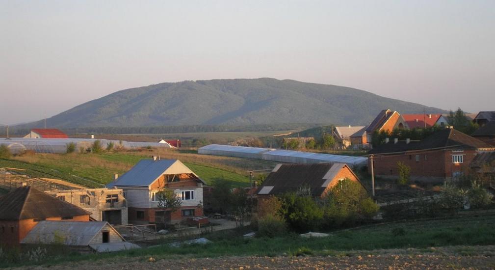 Великі Ком'яти з panoramio.com - Великие Комяты
