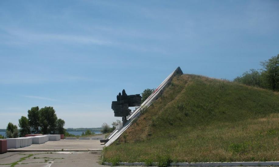Військове з panoramio.com - Військове