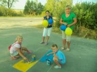 Ми малюємо на асфальті)))