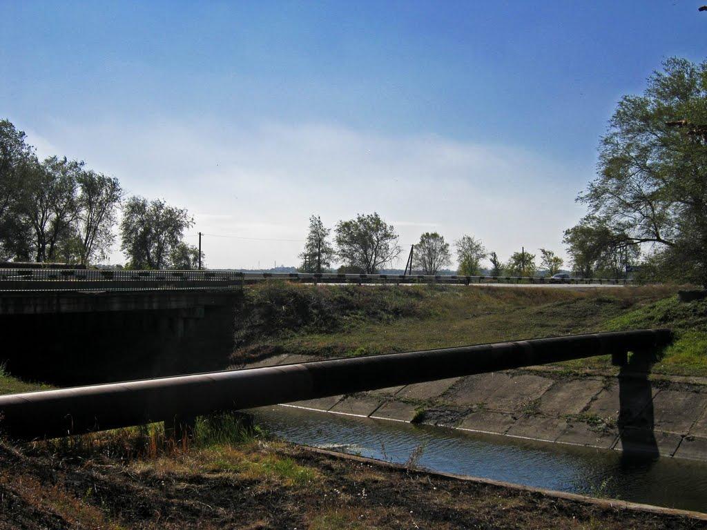 Червоні Поди з panoramio.com - Червоні Поди