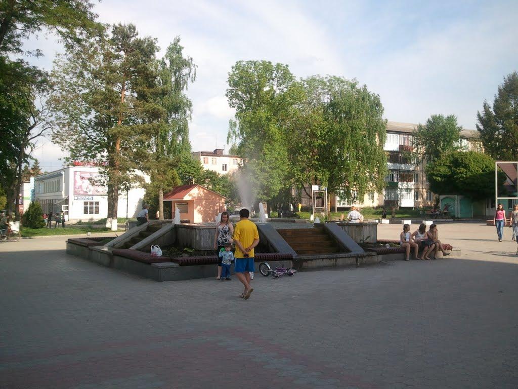 Бурштин з panoramio.com - Burshtyn