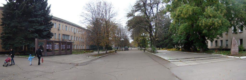 Орджонікідзе з panoramio.com - Орджоникидзе