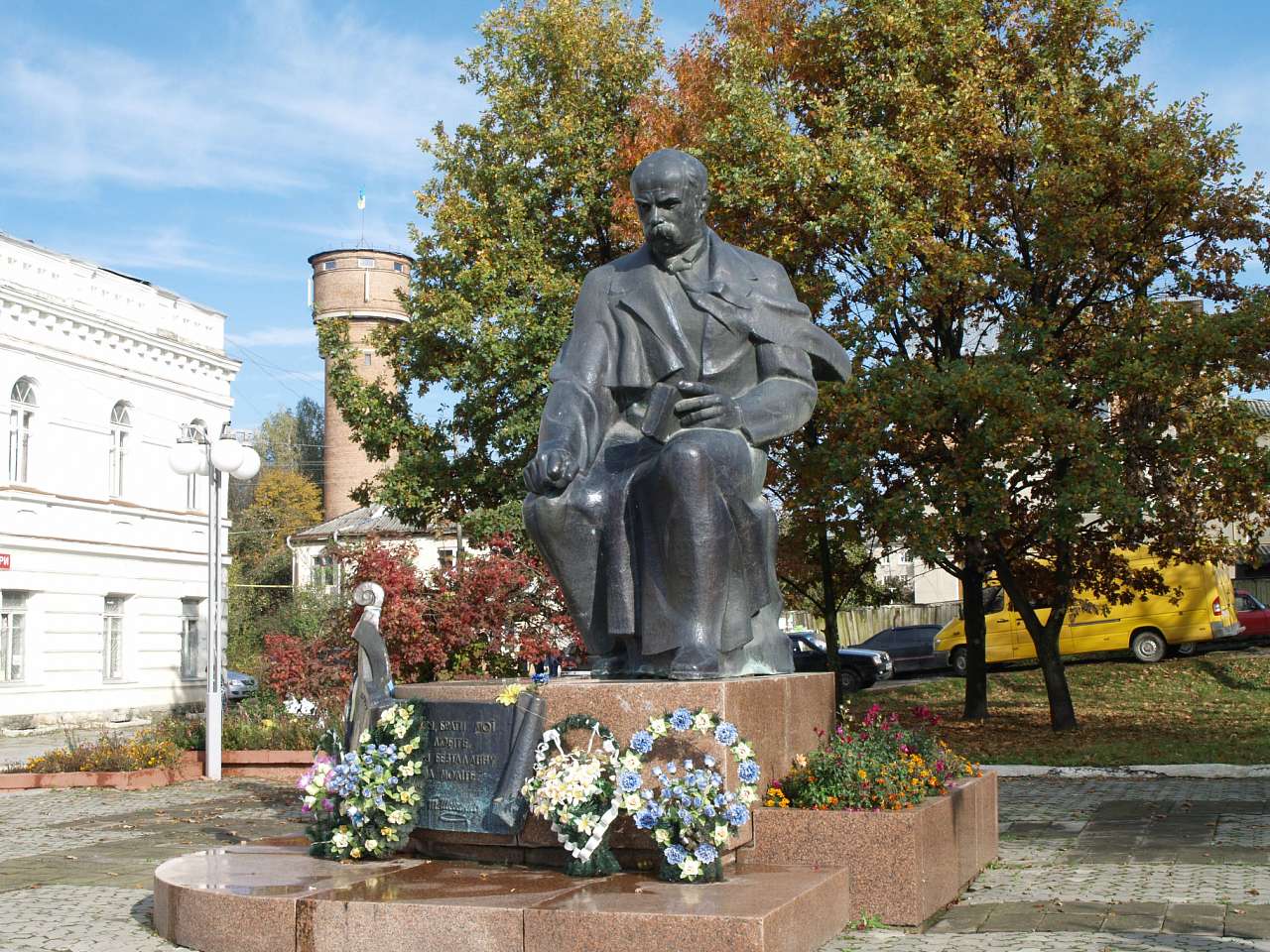 ВУЛИЦЯМИ ОСІННЬОГО БОРЩІВА  - Борщев