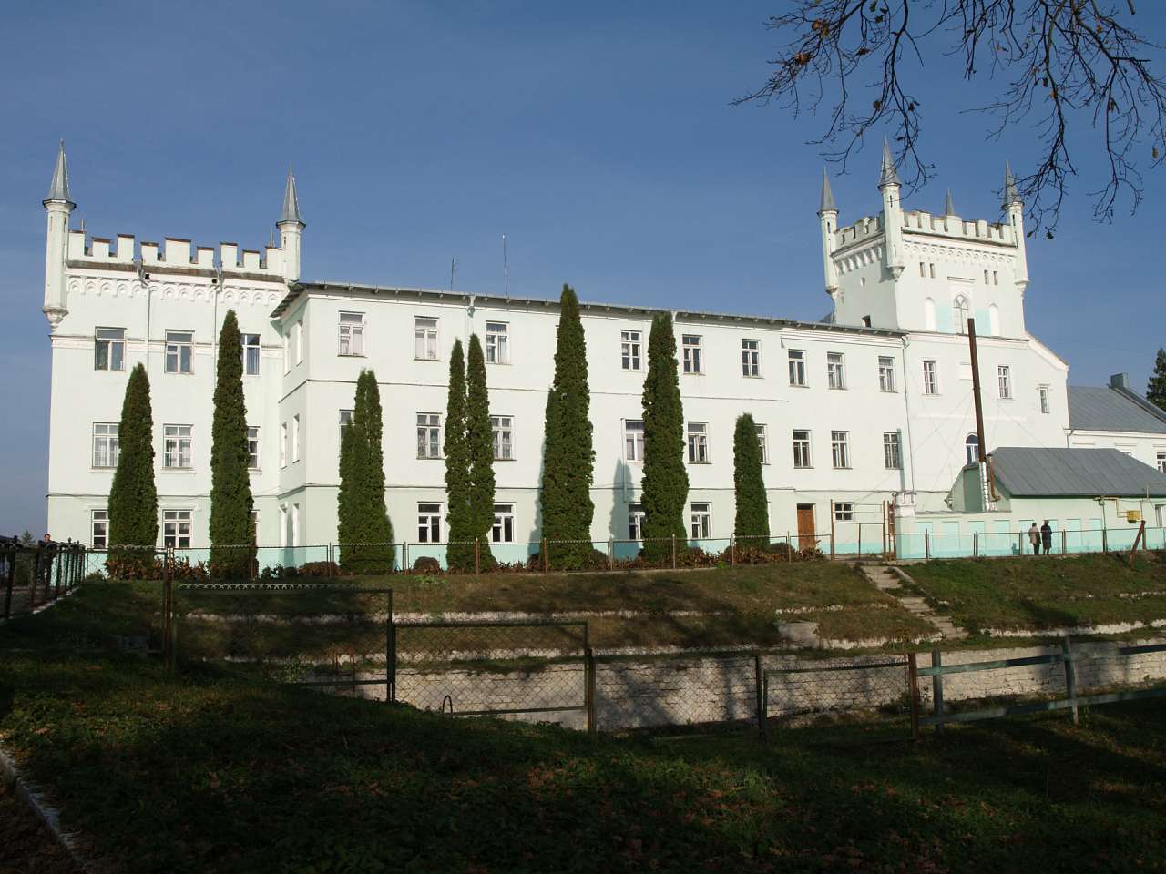 ПАЛАЦ  ВОРОНІНА - Білокриниця