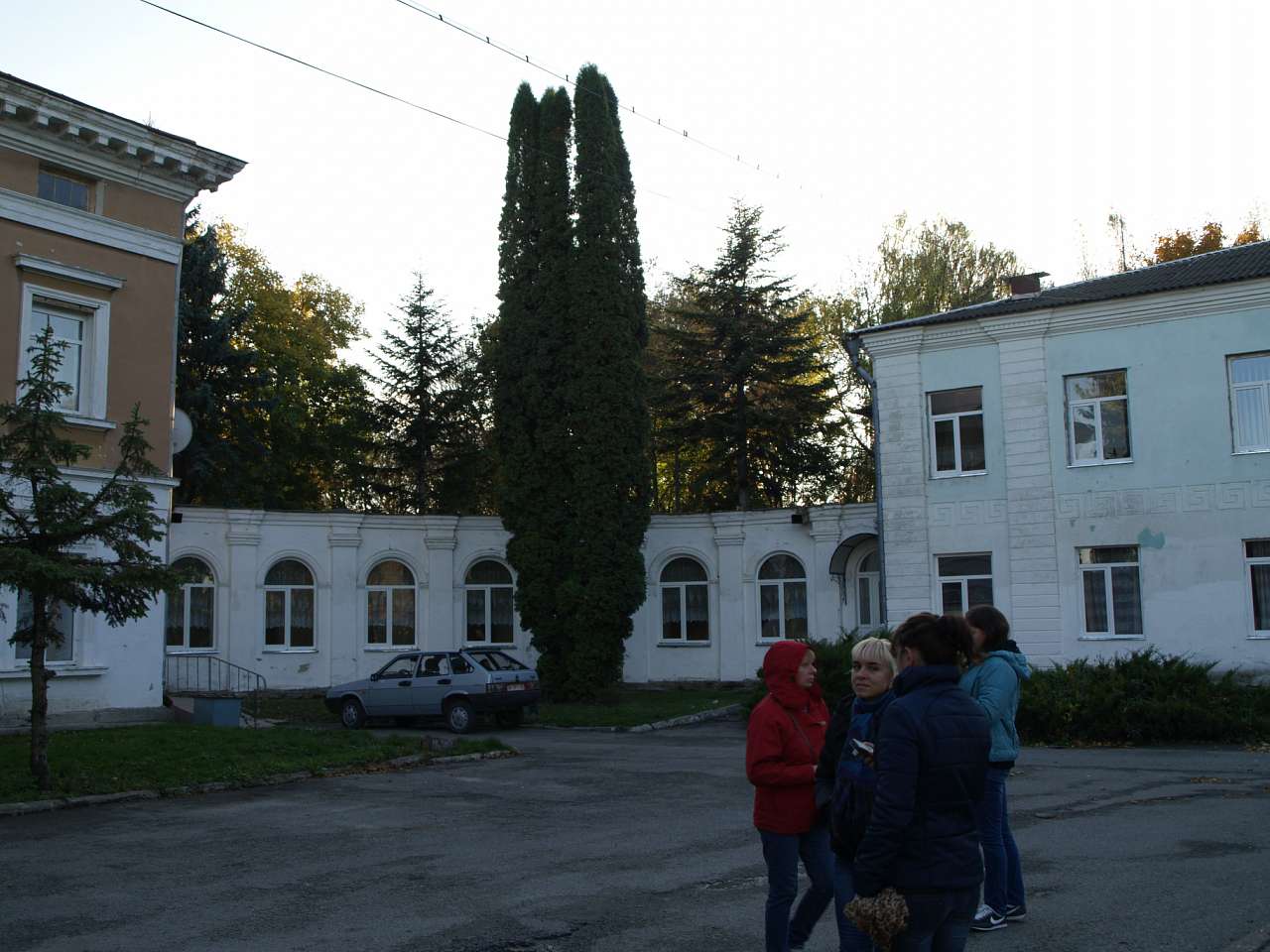 Палац - Микулинці