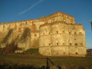 МІЖ БУГОМ І БУЖКОМ