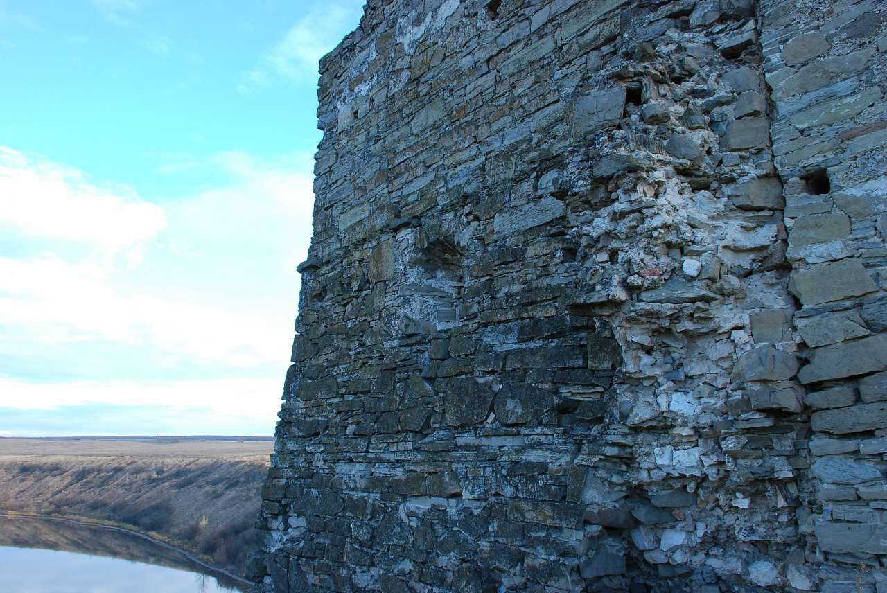 ФОРТЕЦЯ НА КОРДОНІ ТРЬОХ ІМПЕРІЙ - Жванец