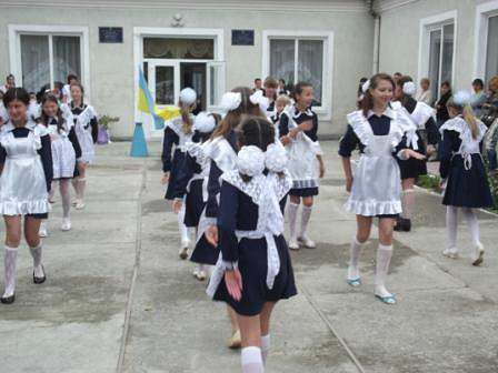  свято Останнього дзвоника - Луковиця