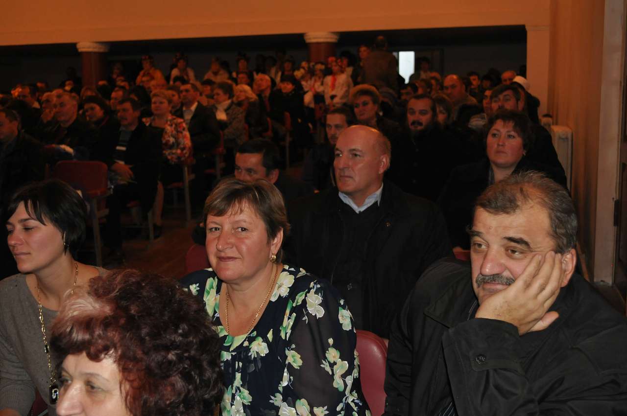 З святом .З ДНЕМ ПРАЦІВНИКІВ С/Г - Семенівка