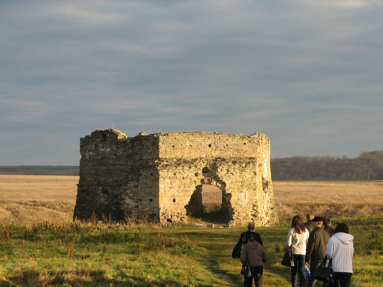 ФОРТЕЦЯ НА КОРДОНІ ТРЬОХ ІМПЕРІЙ - Zhvanets