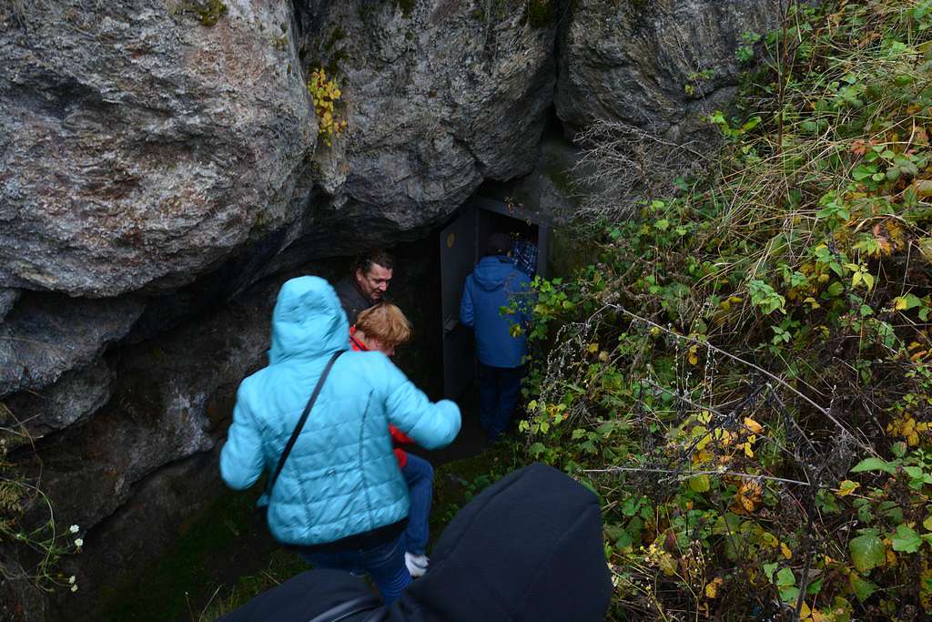 ПЕЧЕРА 'ВЕРТЕБА' - Більче-Золоте