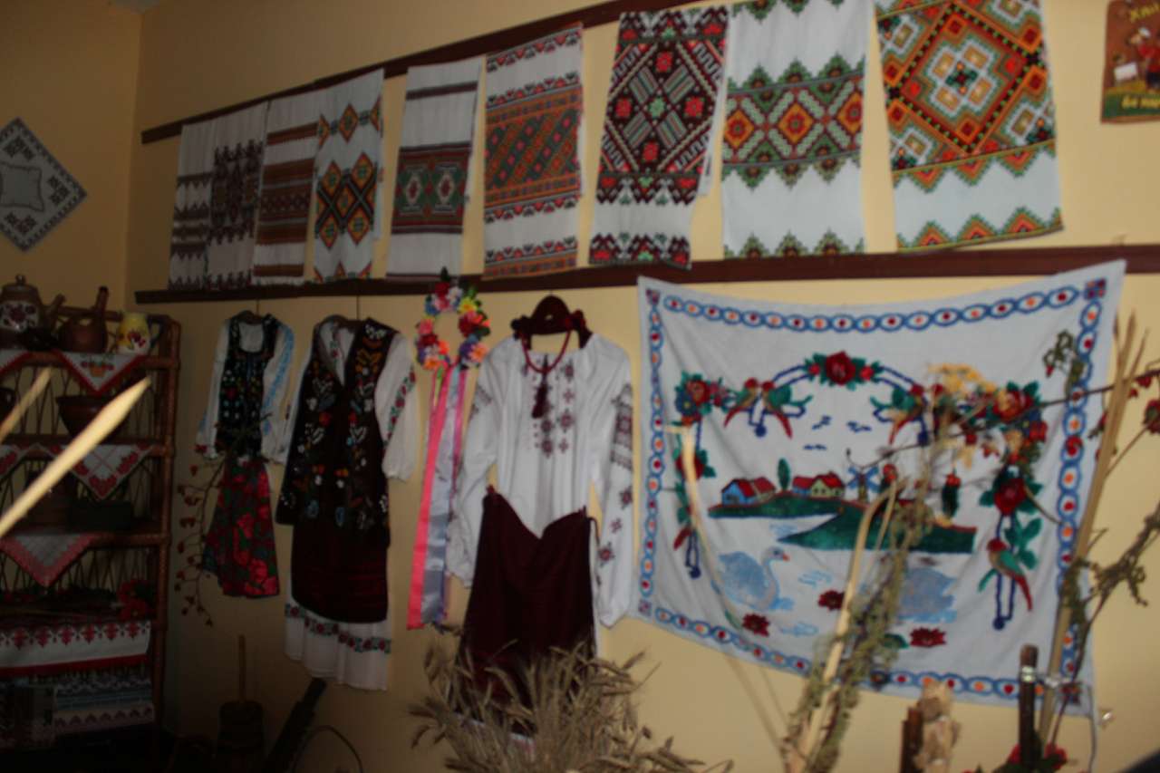 Мости 500-річчя села - Мости