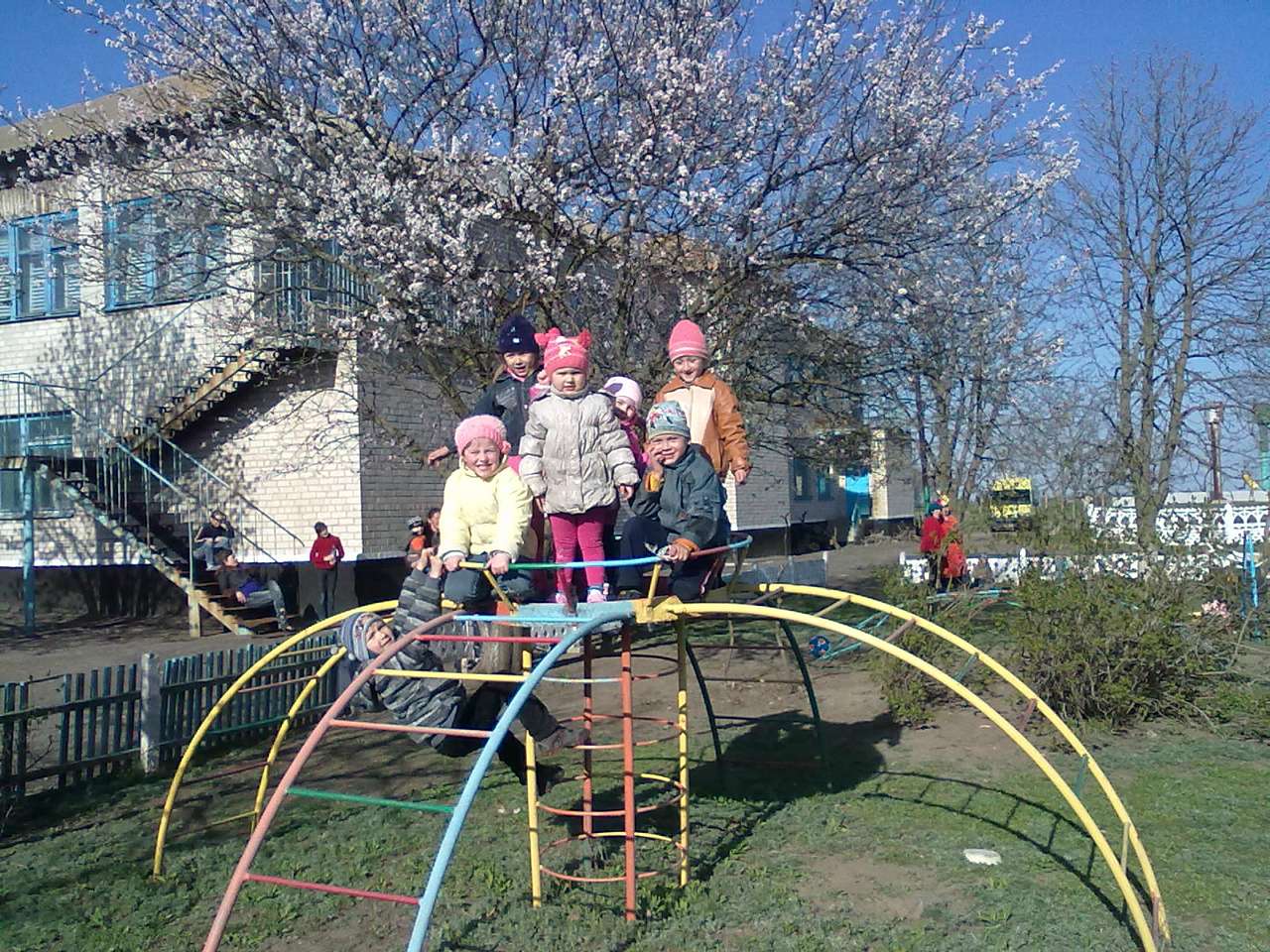 2 - Першотравневе