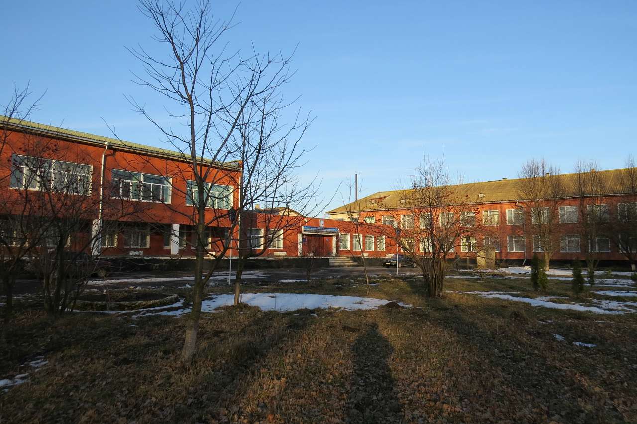 Бугрин. Ліцей - Бугрин