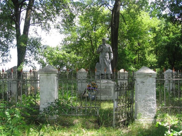 Новосілки з panoramio.com - Новосілки