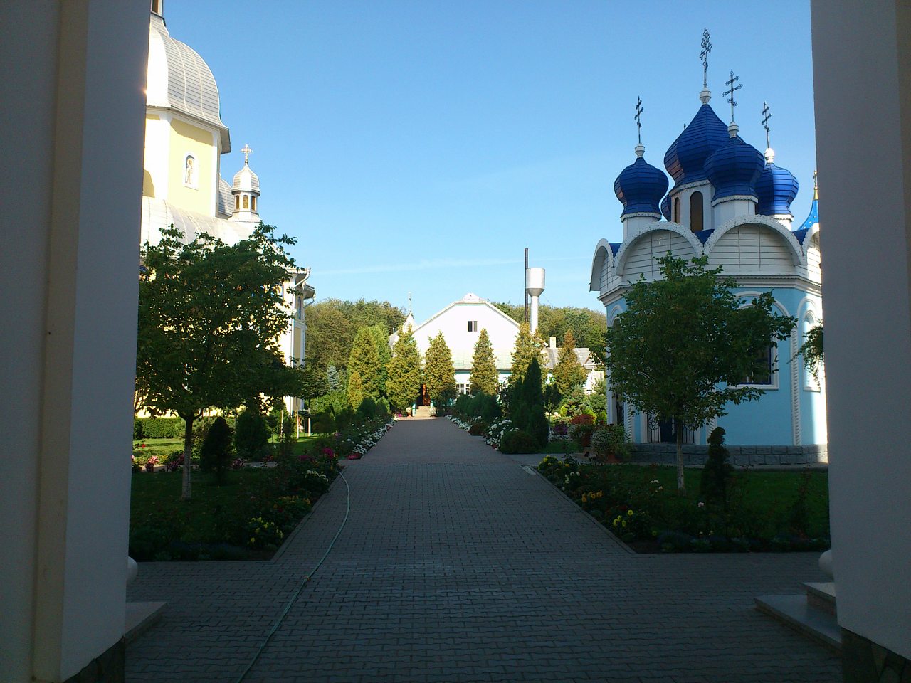 Банченський монастирь - Банчени