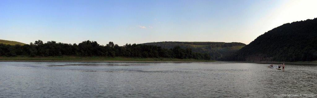 Хмелева з panoramio.com - Хмелевая