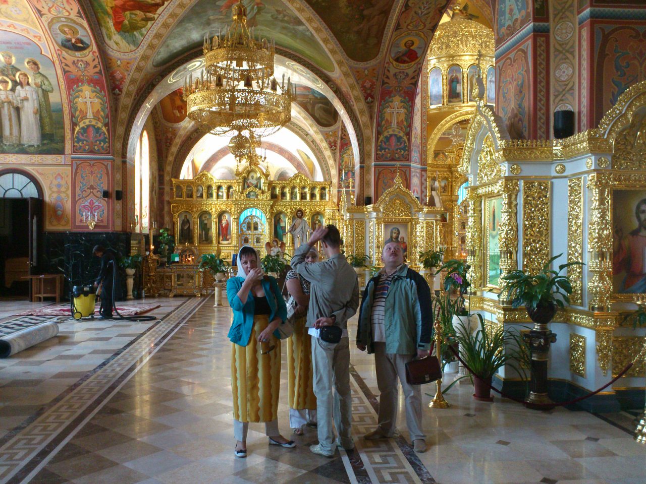 Банченський монастирь - Банчени