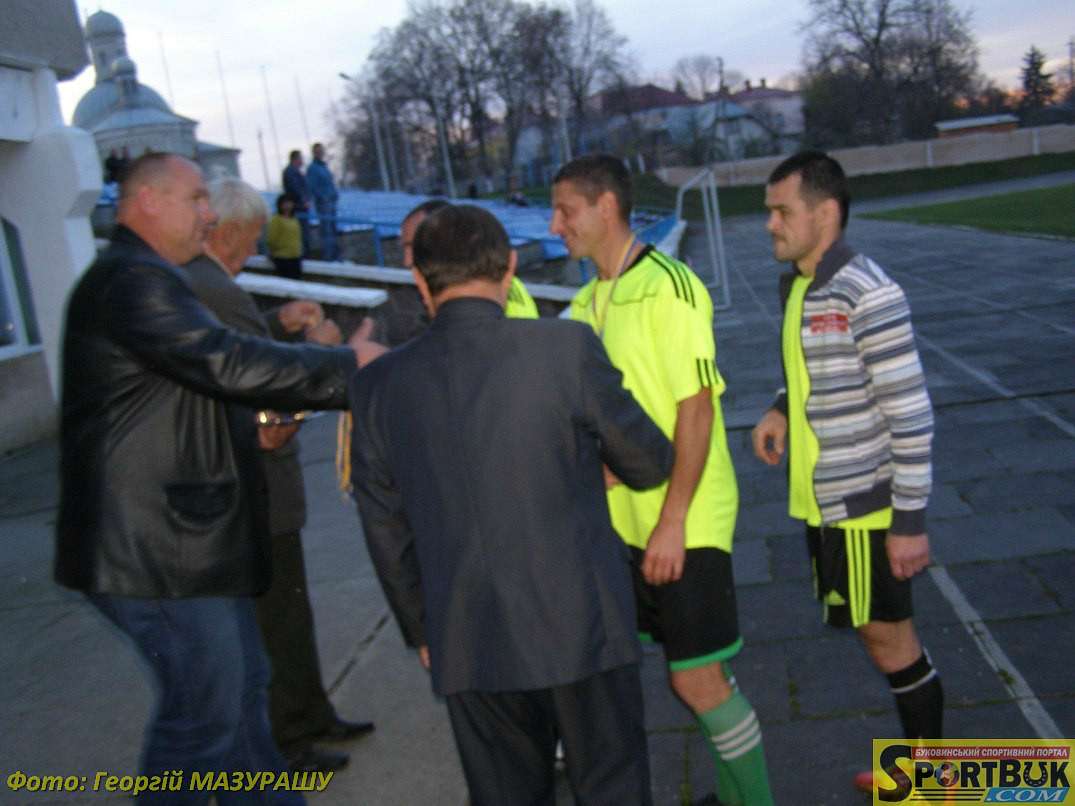 Футбол - Неполоківці