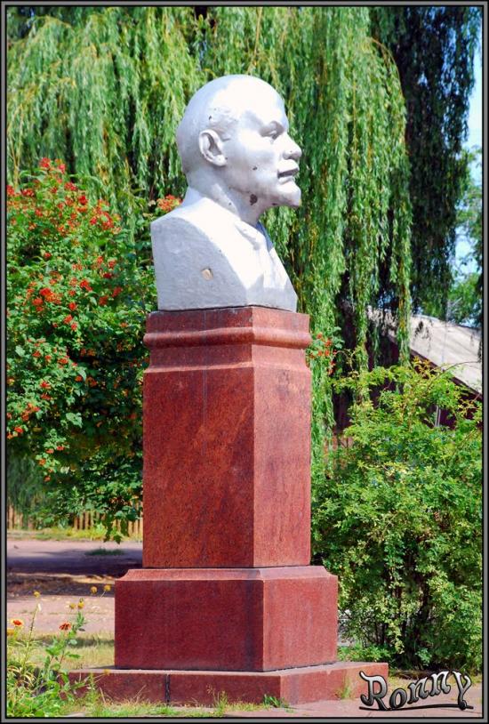 Володарськ-Волинський з panoramio.com - Хорошів