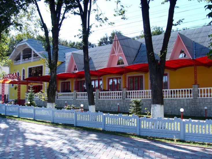 Молодія з panoramio.com - Molodiya