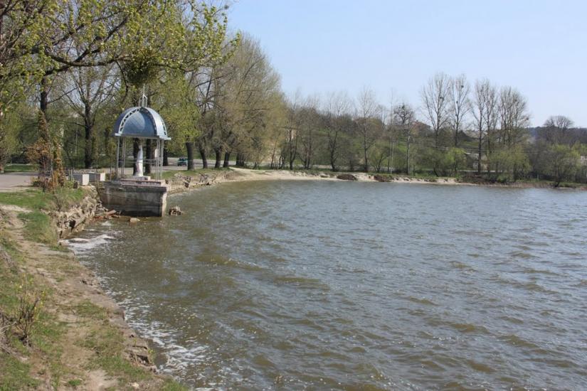 Пониква з panoramio.com - Пониква