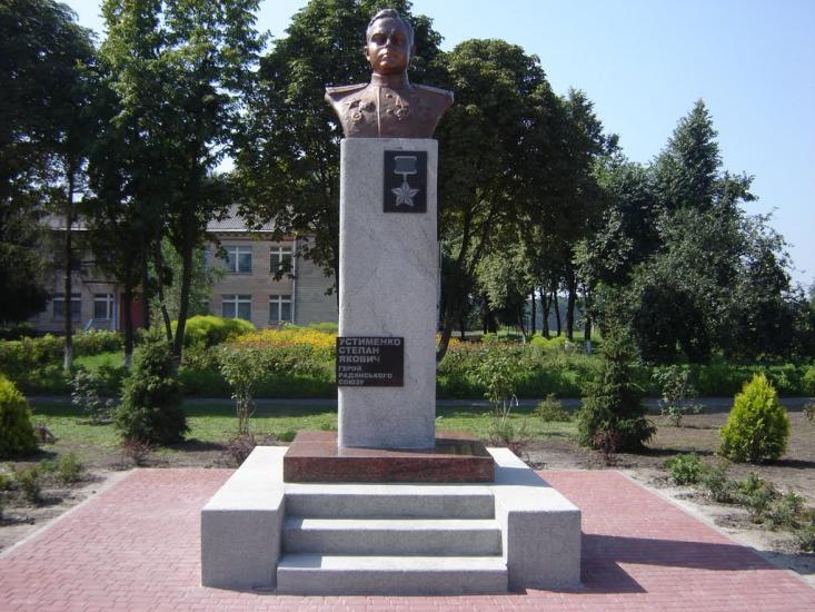 Мельники з panoramio.com - Мельники