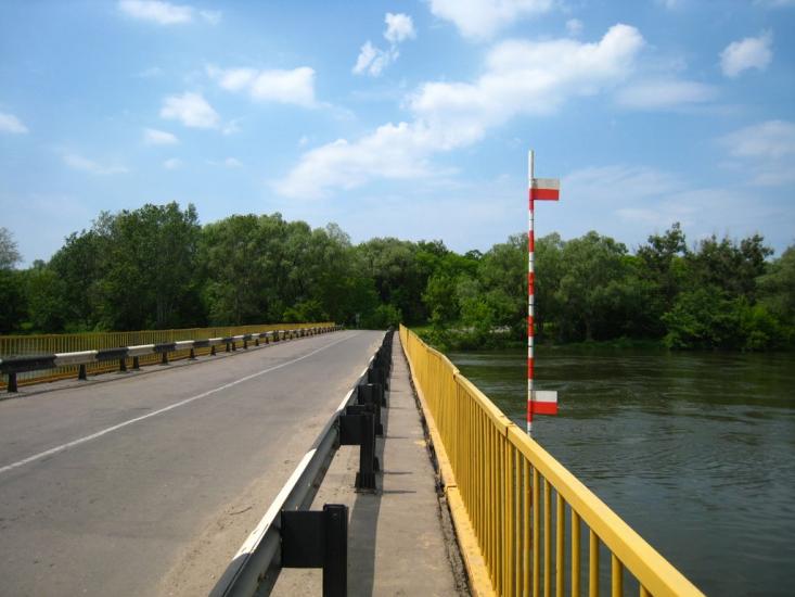 Трьохізбенка з panoramio.com - Трехизбенка