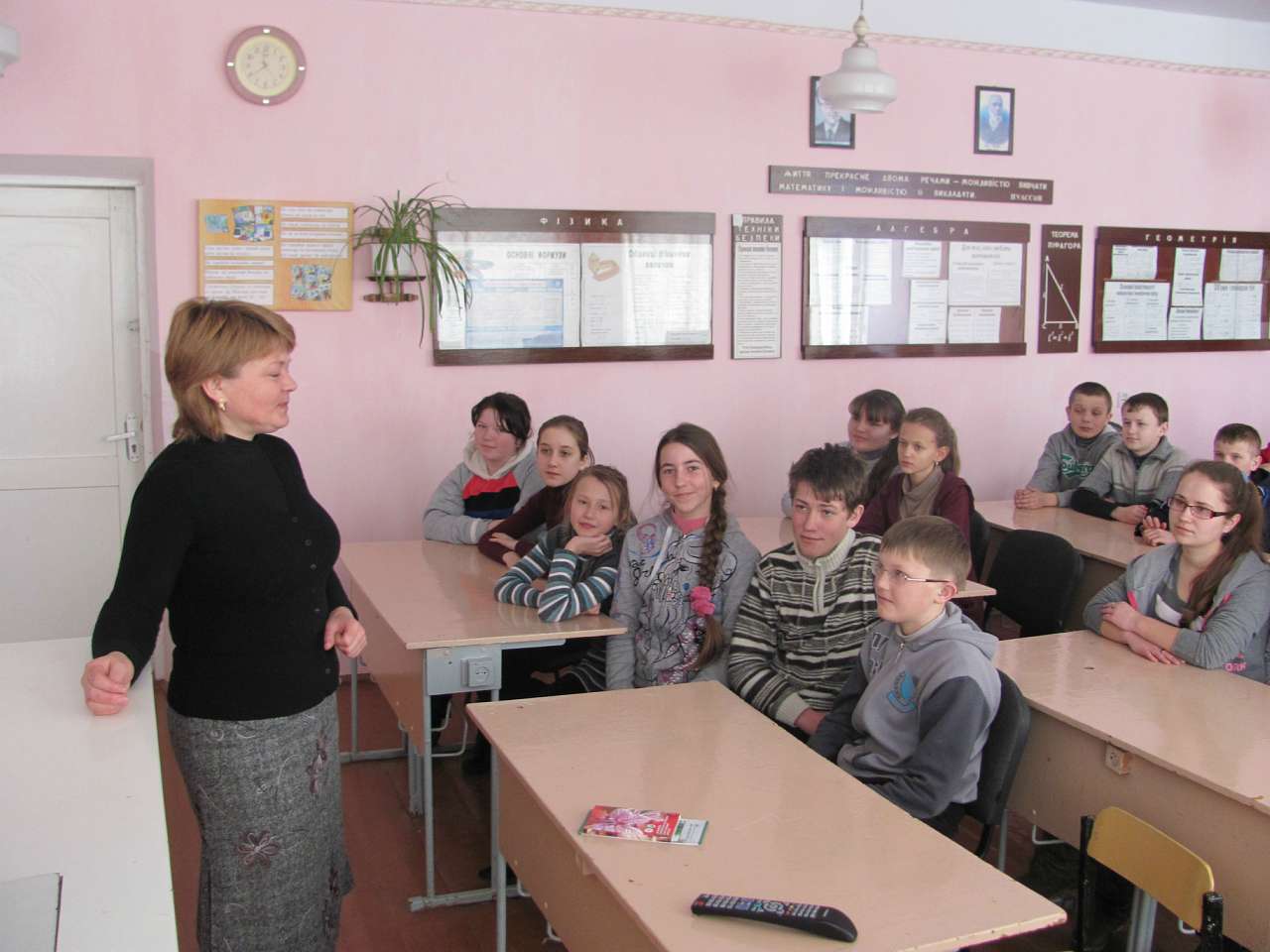 школа - Хоростків