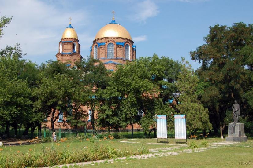 Трьохізбенка з panoramio.com - Трехизбенка