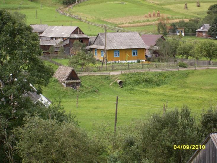 Карпатське з panoramio.com - Карпатське