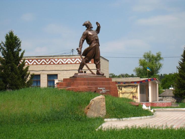 Трьохізбенка з panoramio.com - Трьохізбенка