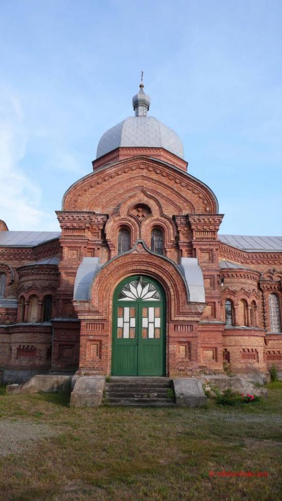 Кам'яні Потоки з panoramio.com - Kamyani Potoky