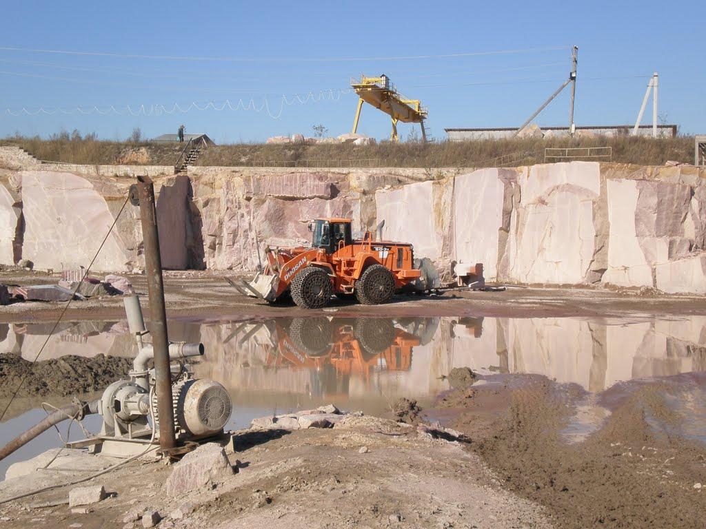 Червоногранітне з panoramio.com - Червоногранітне