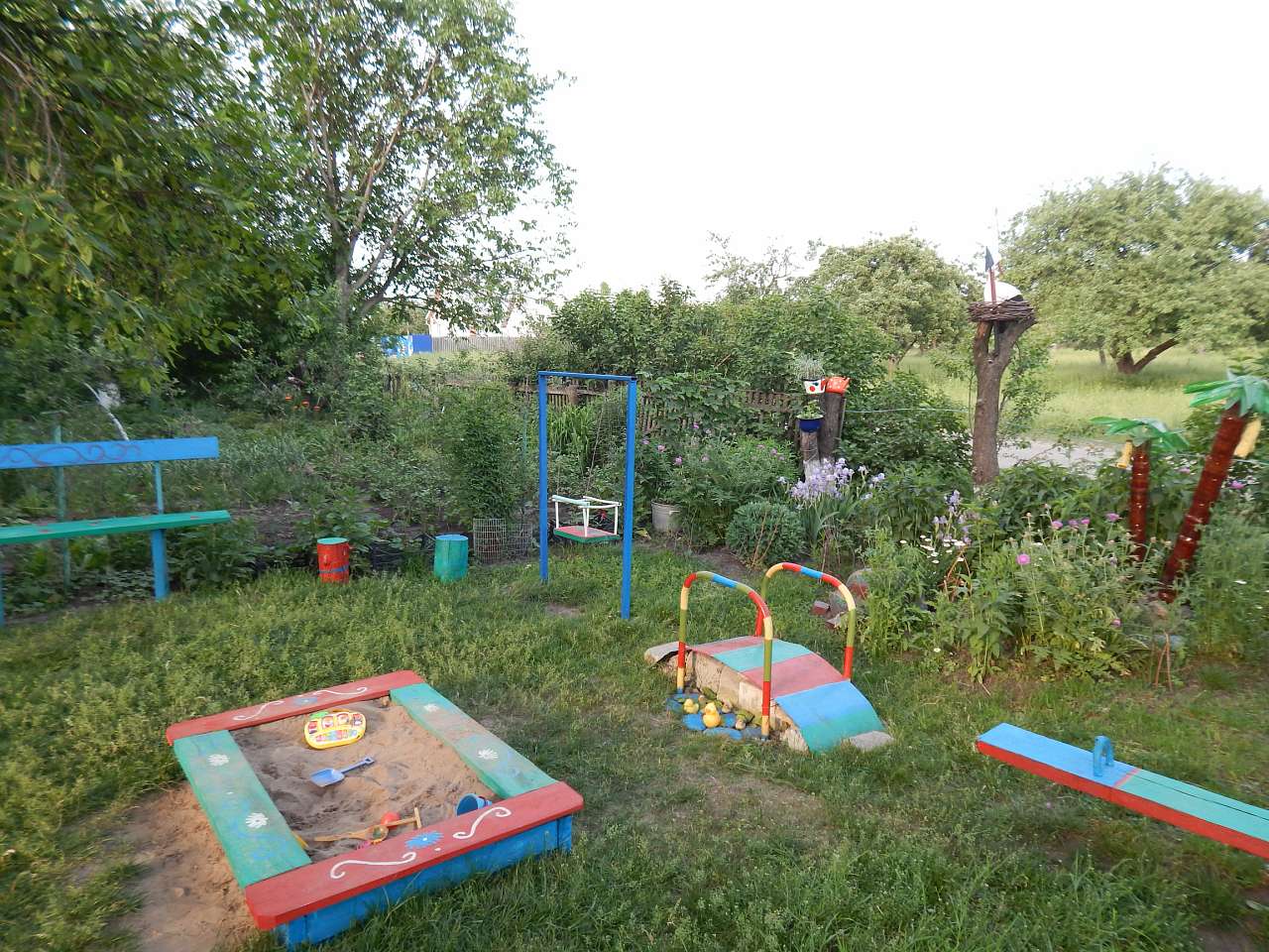 Дитячий майданчик - Липова Долина