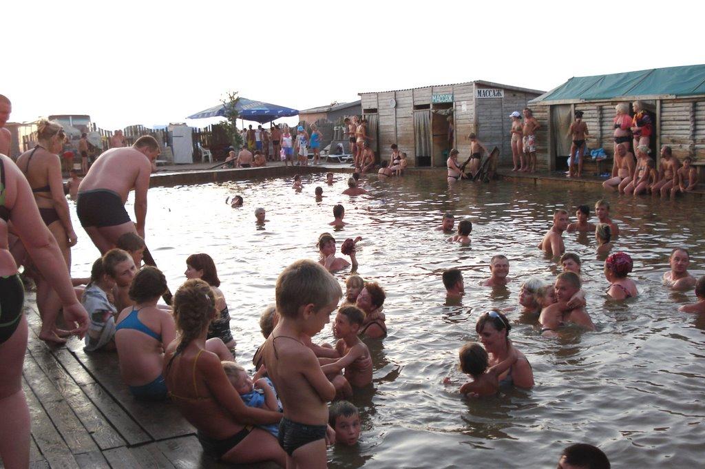 Комуна з panoramio.com - Комуна