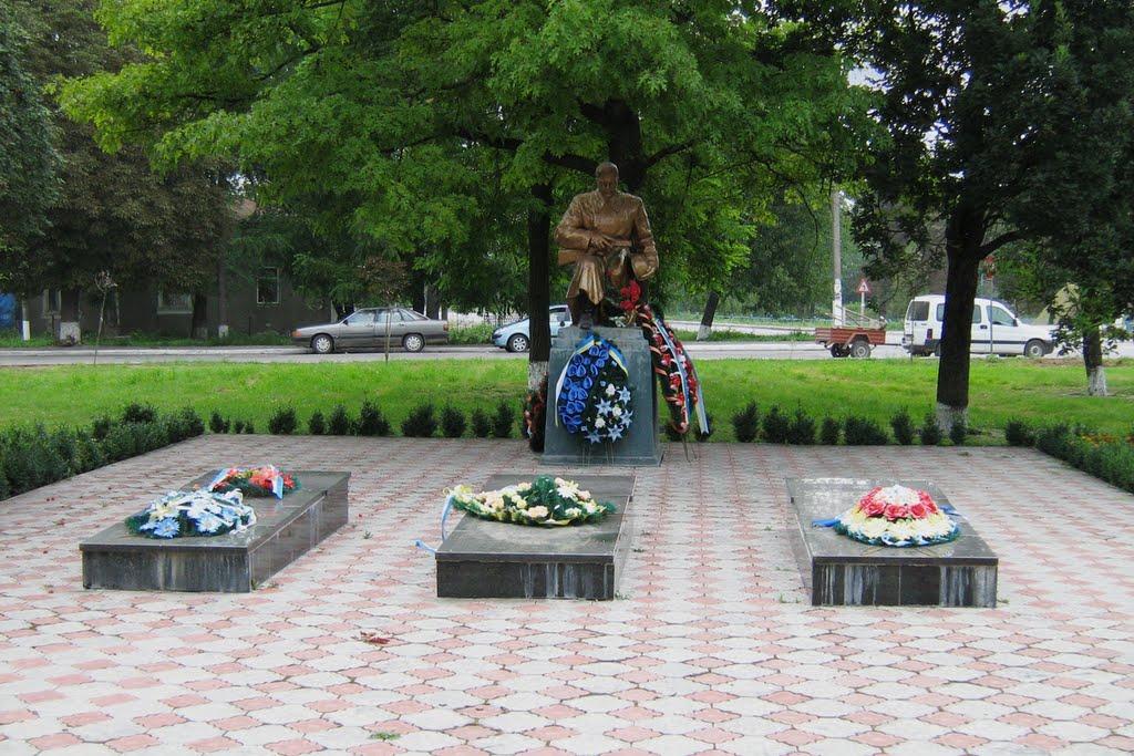 Бурштин з panoramio.com - Бурштын