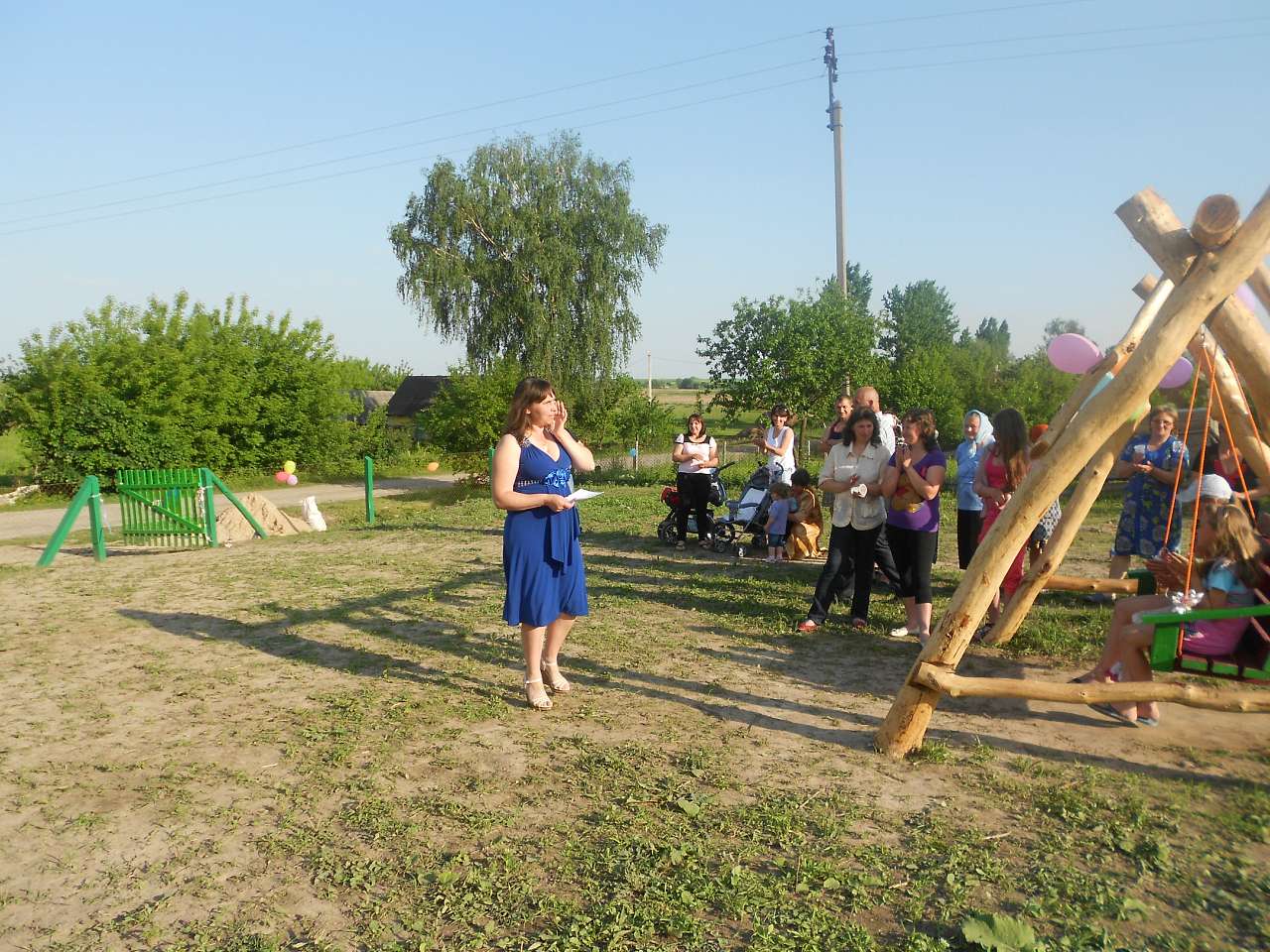 Дитячий майданчик  - Юнівка