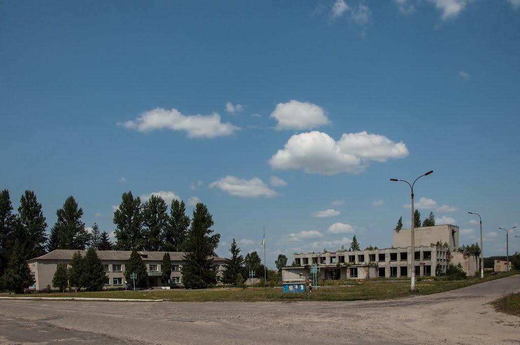 Теслугів з panoramio.com - Теслугів