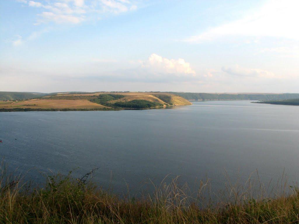 Хребтіїв з panoramio.com - Khrebtiyiv