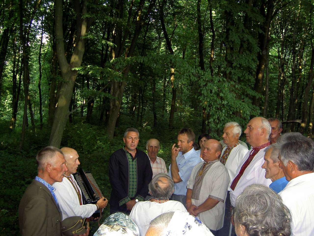 ЗЕЛЕНІ СВЯТА Букачівці 2014р. - Bukachivtsi