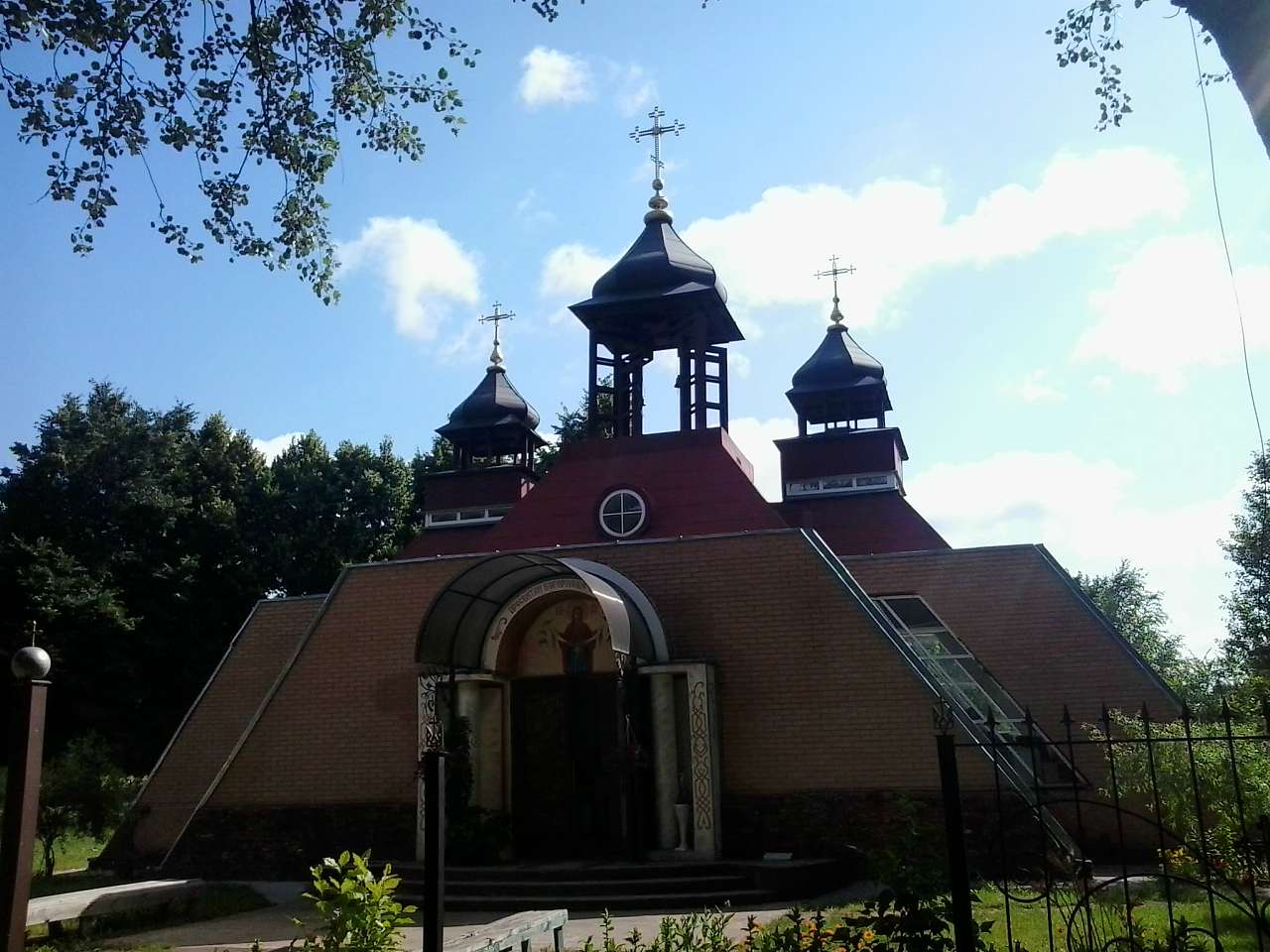 ОСЕРЕДКИ ЗНАНЬ ТА ДУХОВНОСТІ - Боярка