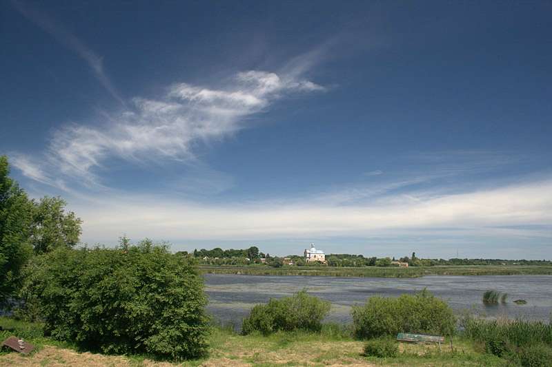 Час над рікою пливе... - Любар