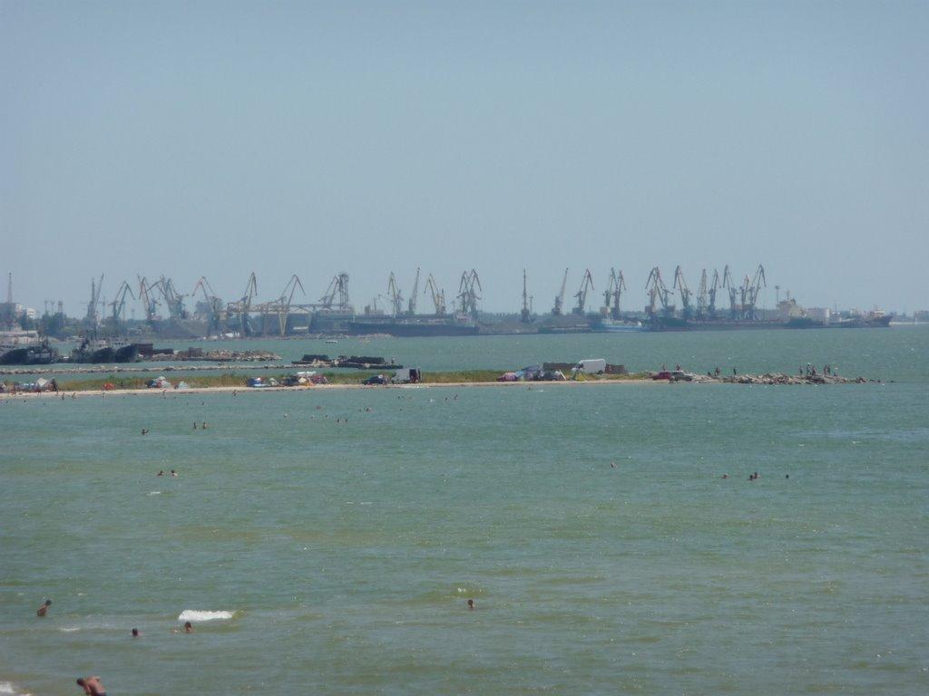 Луначарське з panoramio.com - Азовское