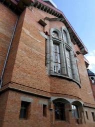 Культові споруди