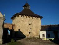 МІЖ БУГОМ І БУЖКОМ