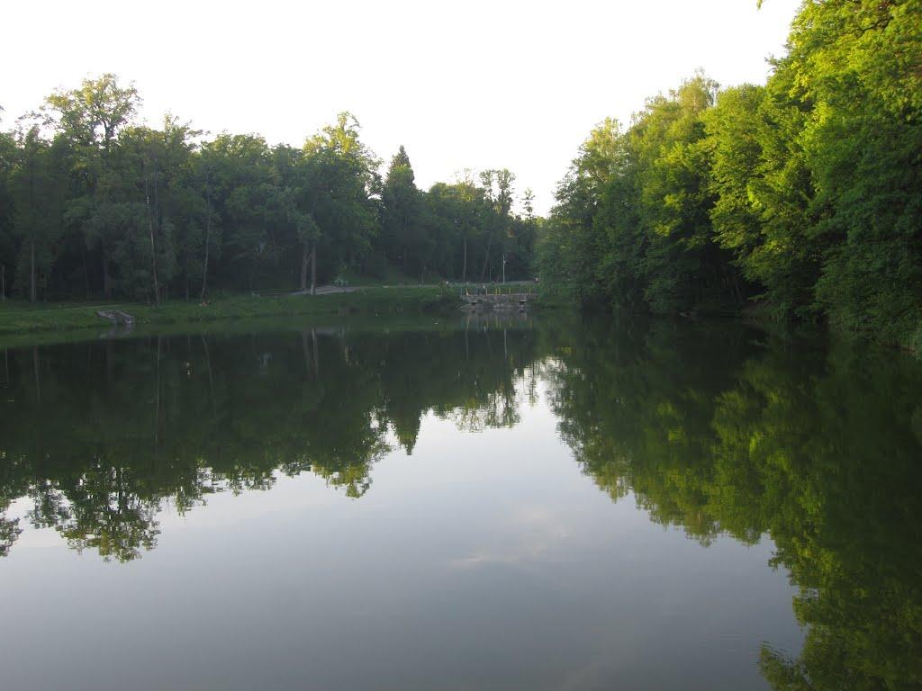Хотів з panoramio.com - Хотов