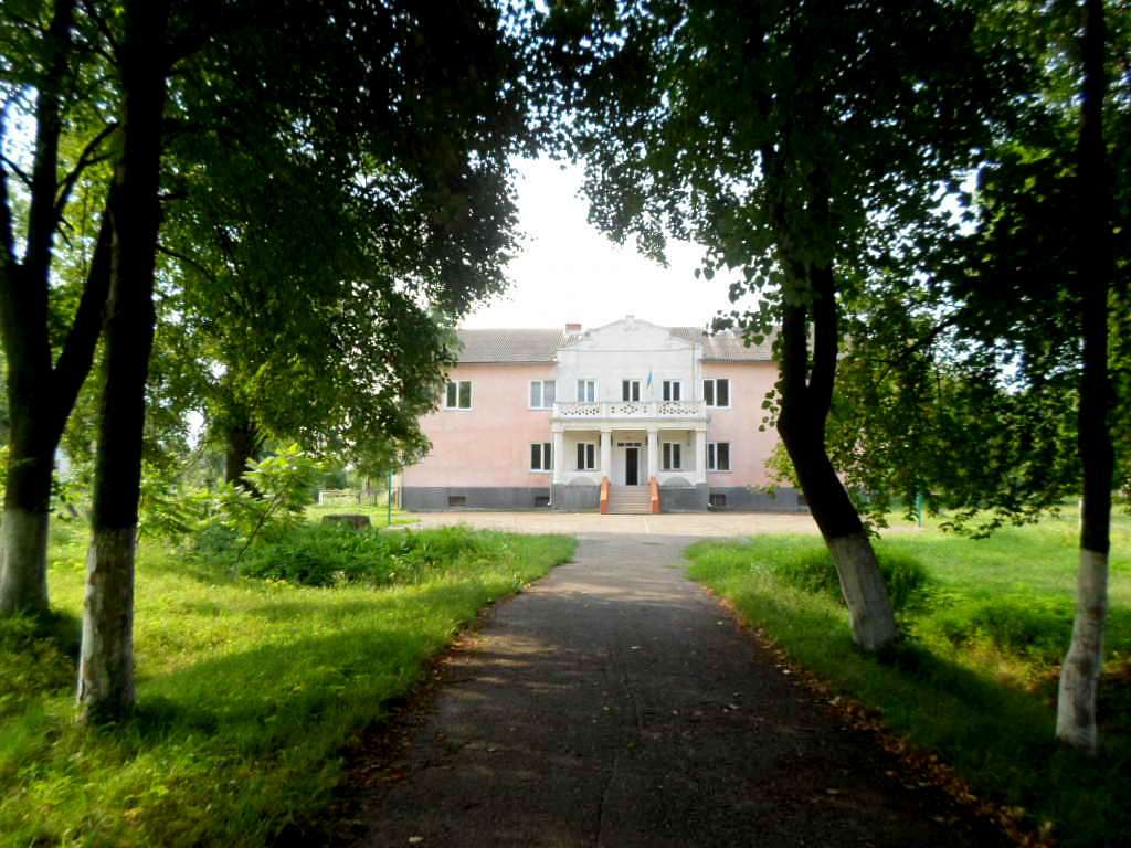 школа - Derzhiv